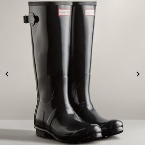 Hunter Women’s Tall Back Adjustable Gloss Rain Boots